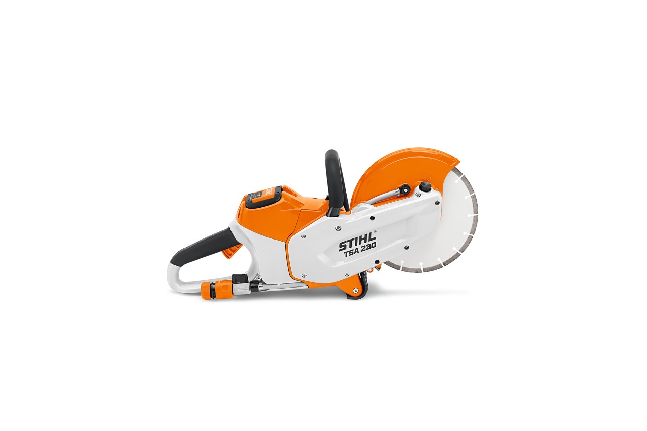 STIHL TS 800 skæremaskine på hvid baggrund