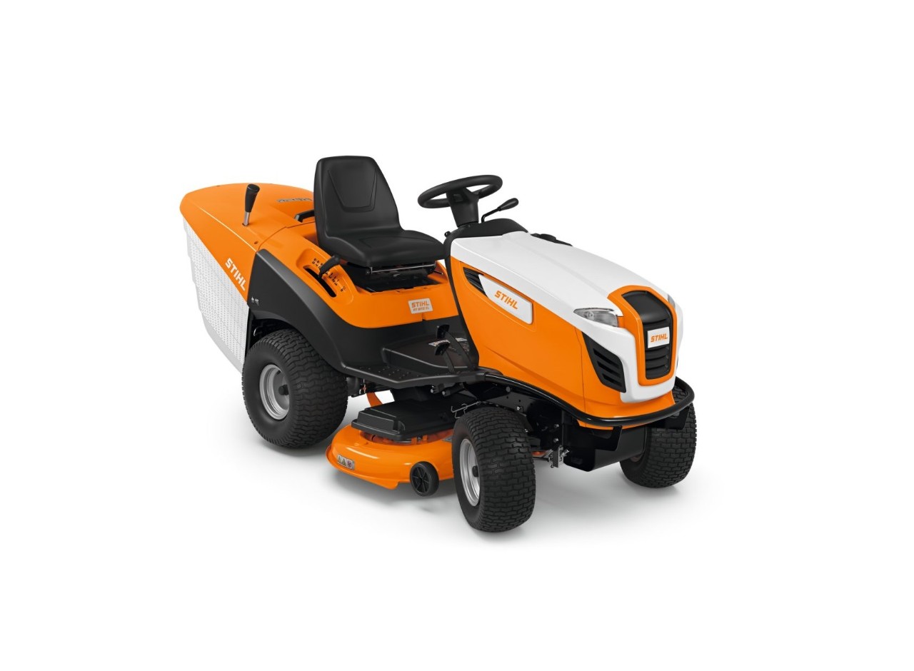 STIHL RT 6112 ZL havetraktor på hvid baggrund